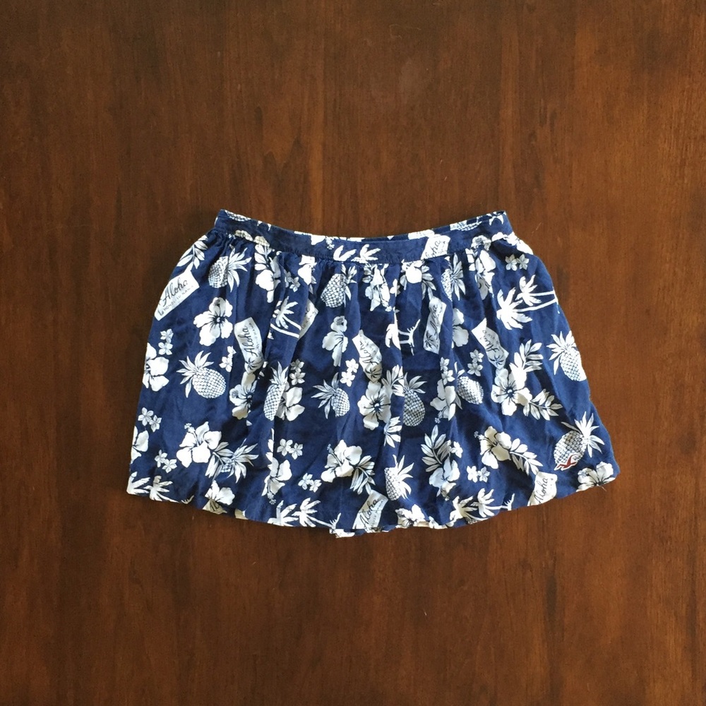 Blue and White Hawaiian Floral Skirt